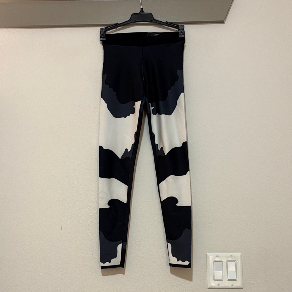Ultracor Camo Leggings SZ 0